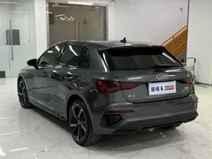 2022 Audi A3 Sportback 35 TFSI — фото 4
