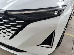 2023 Changan Raeton PLUS 1.5T DCT Premium, белый — фото 24