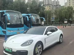 2022 Porsche Panamera 4 E-Hybrid 2.9T, белый — фото 1