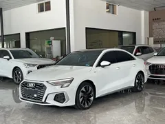 2023 Audi A3L Limousine 35 TFSI Fashion Sport, белый — фото 1