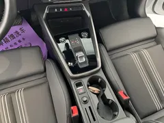 2023 Audi A3L Limousine 35 TFSI Fashion Sport, белый — фото 11