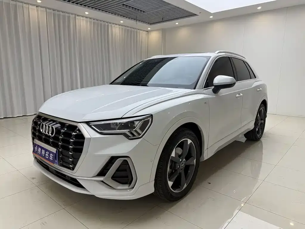 2021 Audi Q3 35 TFSI Fashion Sport
