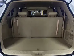 2021 Toyota Highlander 2.0T 4WD Elite 7-seat, белый — фото 12