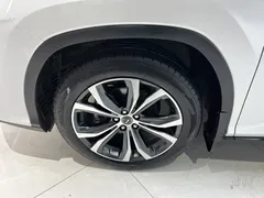 2020 Lexus RX 300 4WD, белый — фото 12