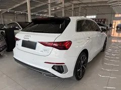 2022 Audi A3 Sportback 35 TFSI, белый — фото 4