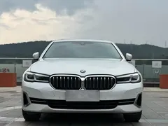2023 BMW 5 Series 5 530Li, белый — фото 2