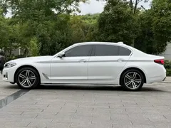 2023 BMW 5 Series 5 530Li, белый — фото 8
