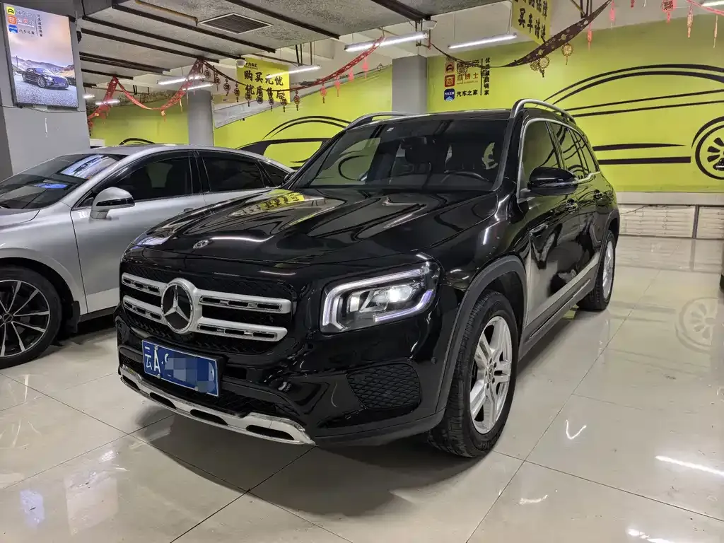 2023 Mercedes-Benz GLB 220 Sport