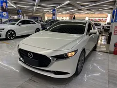 2023 Mazda 3 2.0L AT, белый — фото 1