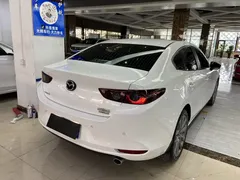 2023 Mazda 3 2.0L AT, белый — фото 4