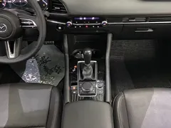 2023 Mazda 3 2.0L AT, белый — фото 15