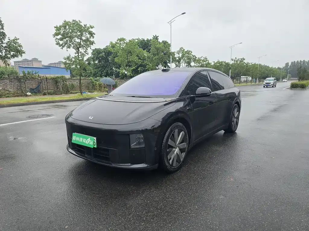2025 Li Auto i6 4WD Standard