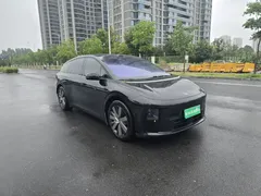 2025 Li Auto i6 4WD Standard, чёрный — фото 3