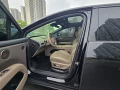2025 Li Auto i6 4WD Standard, чёрный — фото 4