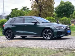2023 Audi A3 Sportback 35 TFSI Fashion Sport, зелёный — фото 3