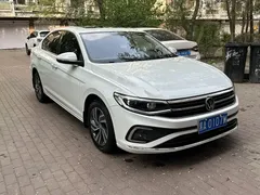 2023 Volkswagen Bora 200TSI DSG, белый — фото 3