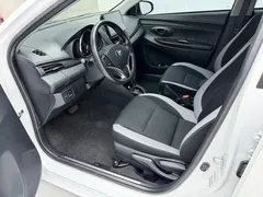 2022 Toyota Yaris L Zhixuan 1.5L CVT Leading Plus, белый — фото 15