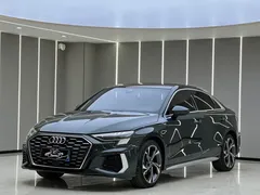 2022 Audi A3L Limousine 35 TFSI Luxury Sport, зелёный — фото 1