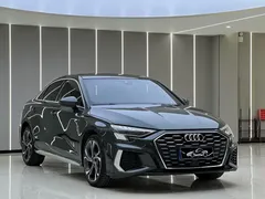 2022 Audi A3L Limousine 35 TFSI Luxury Sport, зелёный — фото 3