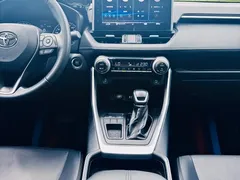 2022 Toyota Wildlander 2.0L CVT 2WD Luxury Plus, белый — фото 18