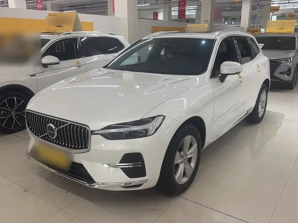 2022 Volvo XC60 4WD Zhiyi Luxury