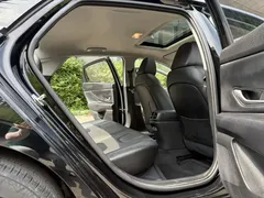 2022 Hyundai Elantra 1.5L CVT LUX Premium, чёрный — фото 14