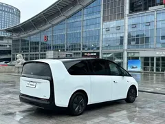 2025 Li Auto MEGA Home, белый — фото 6