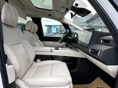 2025 Li Auto MEGA Home, белый — фото 12