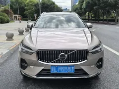 2023 Volvo XC60 4WD Zhiyi Luxury — фото 6