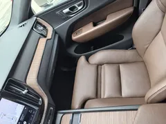 2023 Volvo XC60 4WD Zhiyi Luxury — фото 9