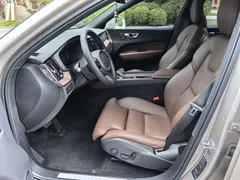 2023 Volvo XC60 4WD Zhiyi Luxury — фото 25