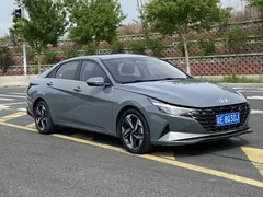2021 Hyundai Elantra 1.5L CVT LUX Premium — фото 2