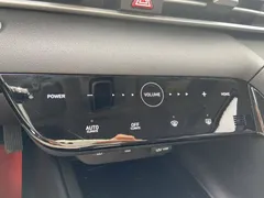 2021 Hyundai Elantra 1.5L CVT LUX Premium — фото 12