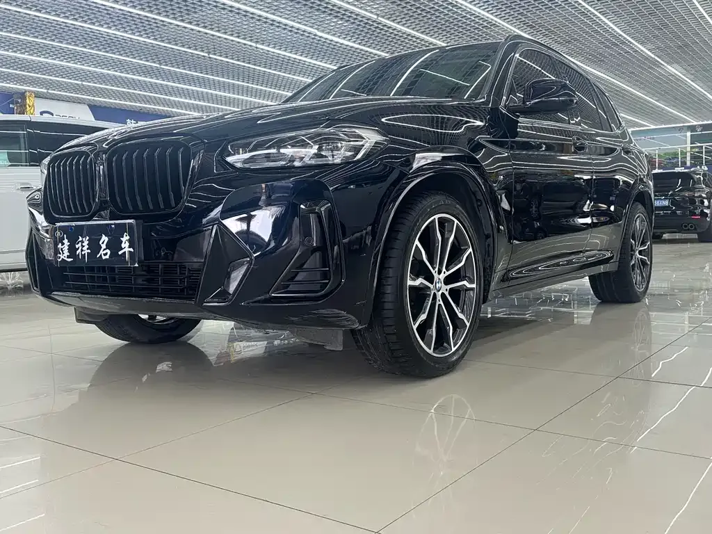 2022 BMW X3 Leading M Night Package