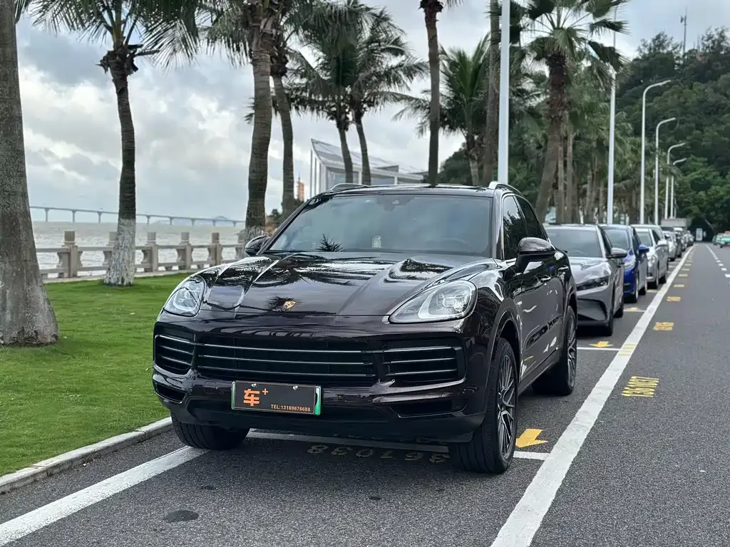 2023 Porsche Cayenne E-Hybrid 2.0T PHEV