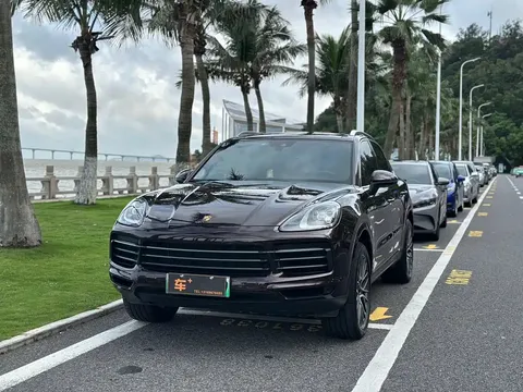 2023 Porsche Cayenne E-Hybrid 2.0T PHEV