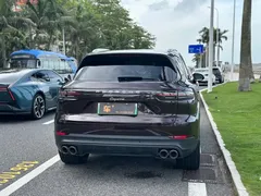 2023 Porsche Cayenne E-Hybrid 2.0T PHEV — фото 7