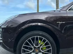 2023 Porsche Cayenne E-Hybrid 2.0T PHEV — фото 9