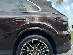 2023 Porsche Cayenne E-Hybrid 2.0T PHEV — фото 10