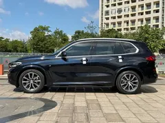 2021 BMW X5 xDrive30i M, чёрный — фото 10