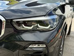 2021 BMW X5 xDrive30i M, чёрный — фото 36