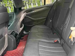 2021 BMW 5 Series 525i M, белый — фото 10