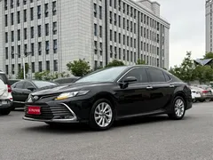 2021 Toyota Camry 2.0G Luxury, чёрный — фото 2