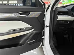 2022 Geely Emgrand L 1.4T CVT, белый — фото 9