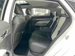 2022 Geely Emgrand L 1.4T CVT, белый — фото 15
