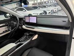 2022 Geely Emgrand L 1.4T CVT, белый — фото 18