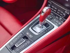 2020 Porsche 718 Boxster 2.0T, белый — фото 12