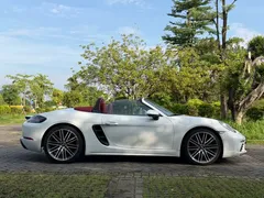 2020 Porsche 718 Boxster 2.0T, белый — фото 16