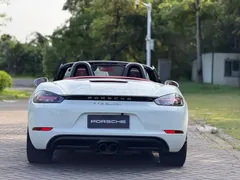 2020 Porsche 718 Boxster 2.0T, белый — фото 18
