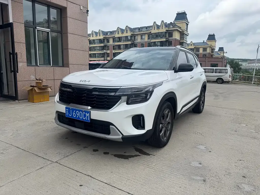 2023 Kia Seltos 1.5L CVT Luxury